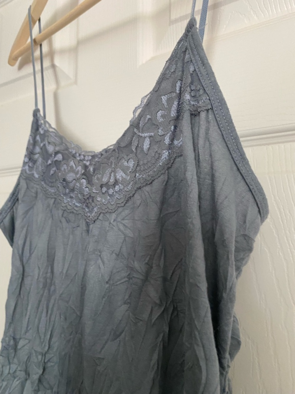 Maurices Crinkle Cami Lace Trim Large Slate Blue - Picture 2 of 5